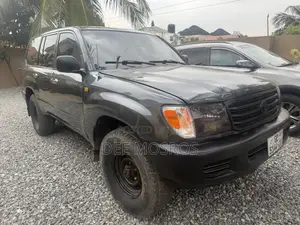 Toyota Land Cruiser 79 Series 2002