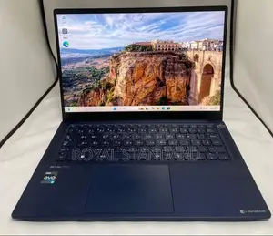 New Toshiba C40 Laptop - 4GB RAM, Intel Core i3, 128GB SSD