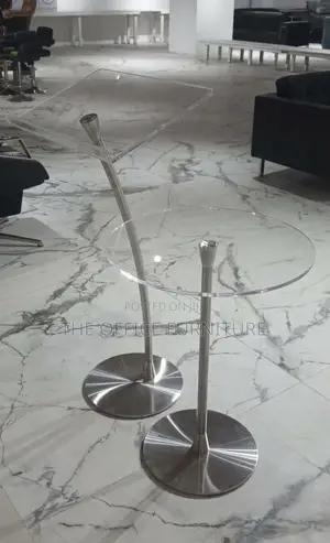 Acrylic Single Pole Pulpit with Side Table
