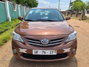 Toyota Corolla LE Special Edition 2013 Brown