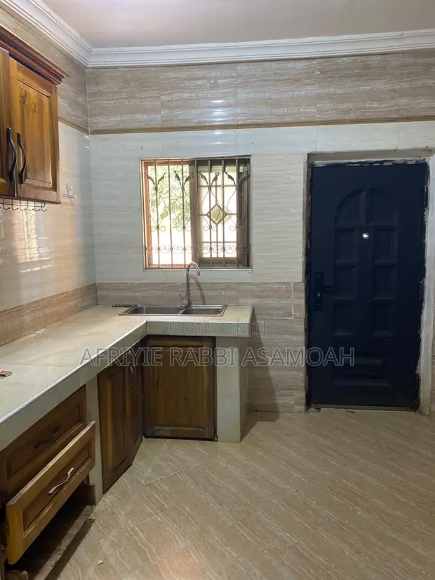 2 Bedroom Apartment for Rent in Santasi Anyinam, Kumasi - 1