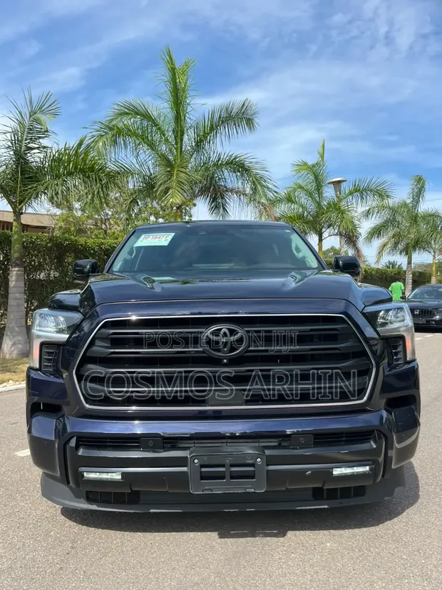 Toyota Sequoia 2025 Black - 1
