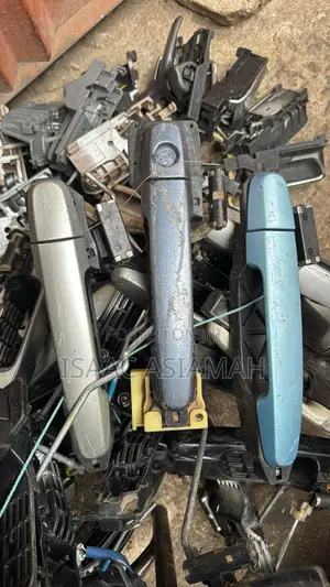 Toyota Corolla 2009-2013 Door Handles & Parts