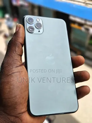 Apple iPhone 11 Pro Max 64GB