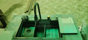 Modern Kitchen Sink with Pulling Tap & Chopping Board