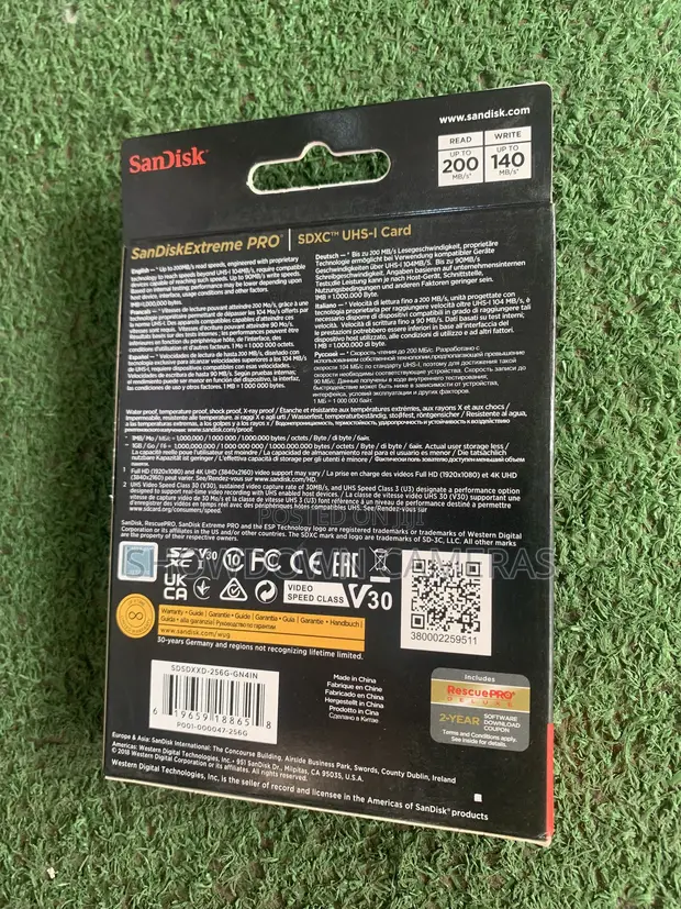 SanDisk Extreme Pro 256GB SDXC Card - 1
