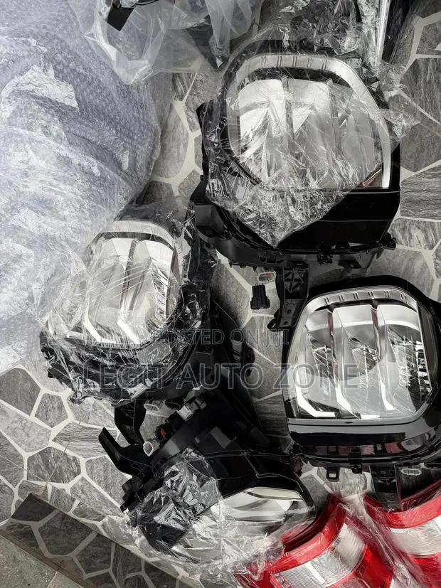 Mitsubishi Outlander Headlight - 2022-2025 Models - 1