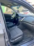 Hyundai Accent SE Hatchback 2016 Gray - 1