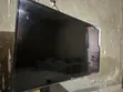 Hisense 43-inch TV - 5