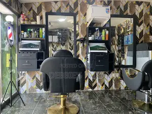 Professional Barber Needed at Debbie's Fade Salon, Tabora