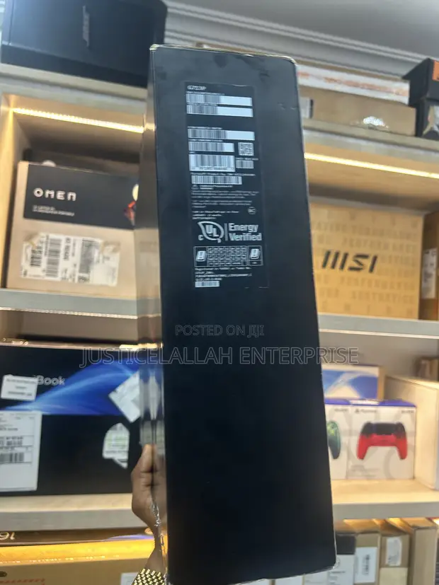 New Asus ROG Strix G17 Laptop - Ryzen 9, RTX 4050, 1TB SSD - 1