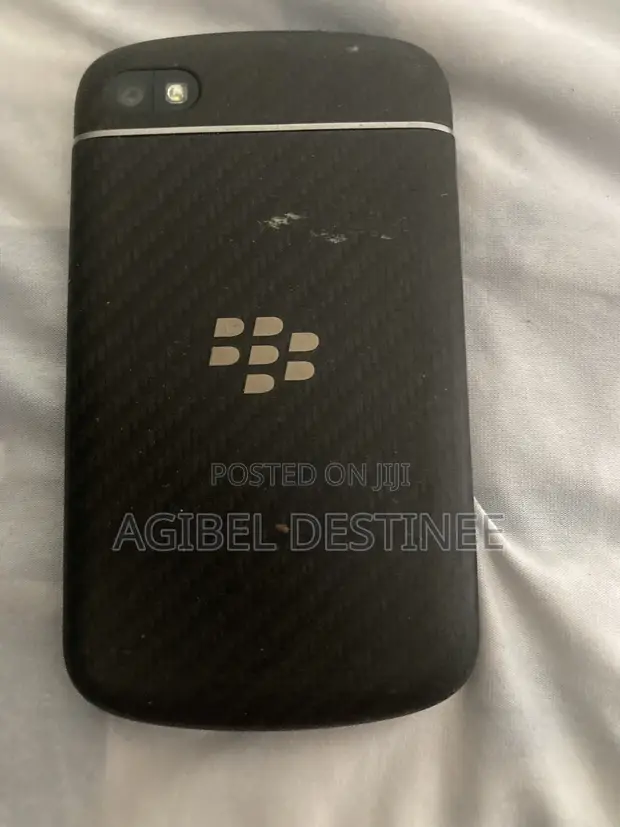 BlackBerry Q10 16GB Black - 1