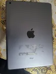 Apple iPad Air (2022) 64GB Gray - 1