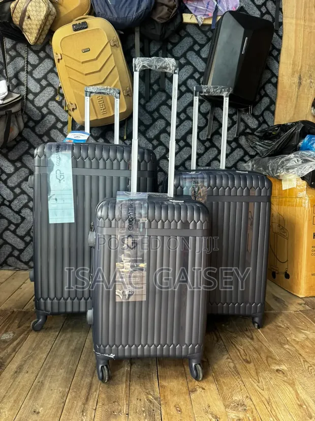 3-Piece Unisex Anticrake Luggage Set - 1