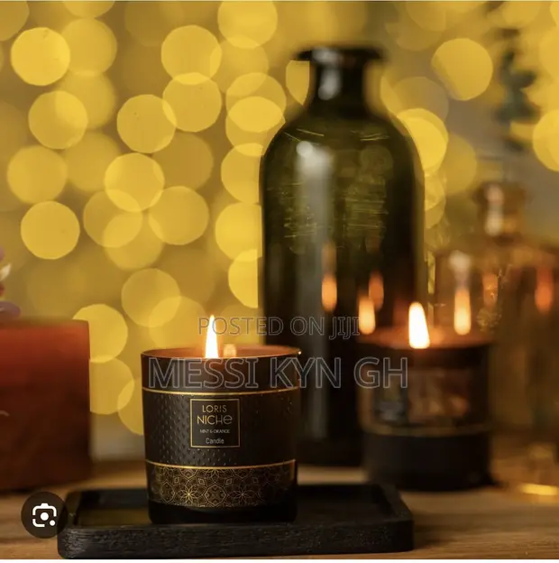 Loris Niche Luxury Scented Candle (210g) - 1