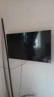 Samsung 43-Inch Digital LED TV - 1