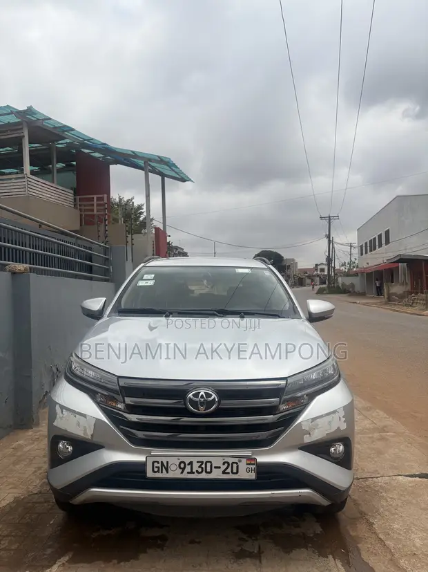 Toyota Rush 1.5 RWD 2020 Silver - 1