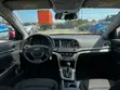Hyundai Elantra 2017 Red - 4
