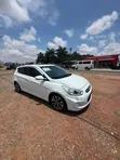 Hyundai Accent 2016 White - 2