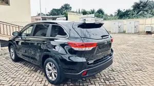 Toyota Highlander XLE V6 4x4 2016 Black