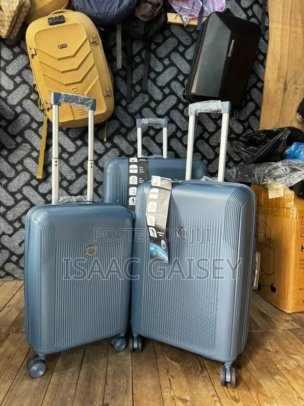 Premium Quality Unisex 3-Piece Anticrake Luggage Set - 1