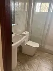 10-Bedroom House for Rent in Dzorwulu - 3