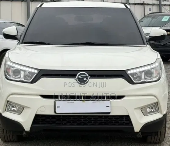 SsangYong Tivoli 2015 White - 1