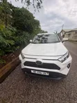 Toyota RAV4 XLE Premium AWD 2024 White - 1
