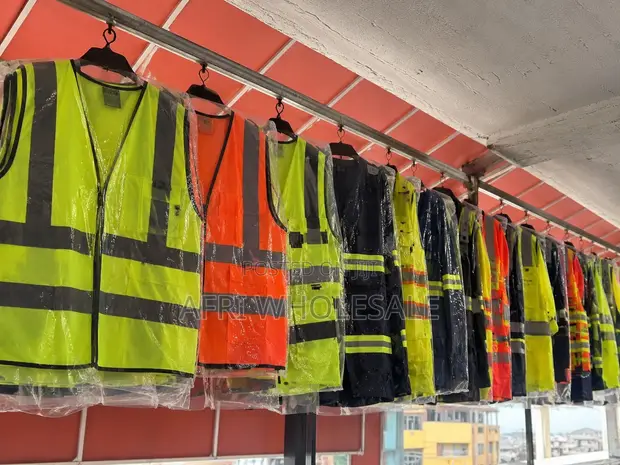 High-Visibility Reflective Safety Vest - 1