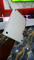 Apple MacBook Pro 2017 13" 8GB RAM 256GB SSD - 4