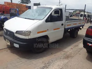 Hyundai H200 Truck - 2006 Diesel