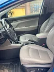 Hyundai Elantra 2017 Blue - 4