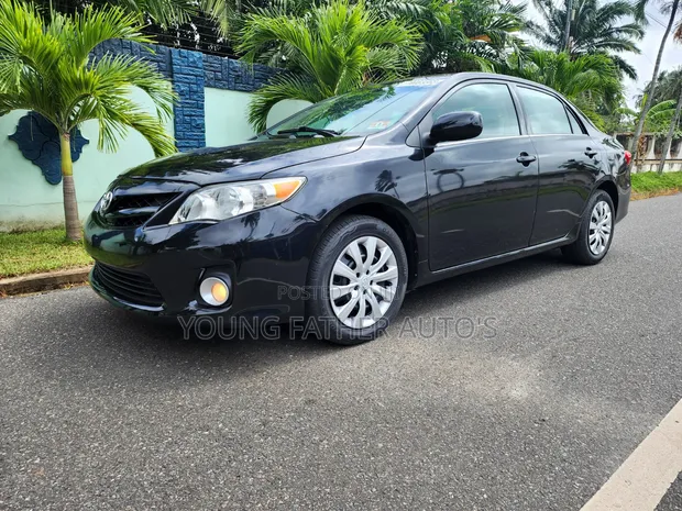 2013 Toyota Corolla LE Special Edition Sedan - 1