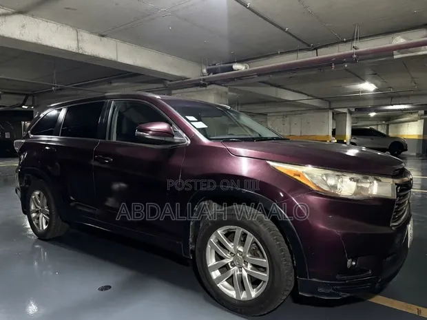 Toyota Highlander 2016 Burgundy - 1