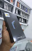 New Samsung Galaxy Z Flip6 256GB Blue - 3