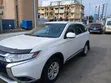 Mitsubishi Outlander 2018 White - 2