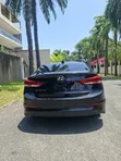 2017 Hyundai Elantra SE Sedan - 3