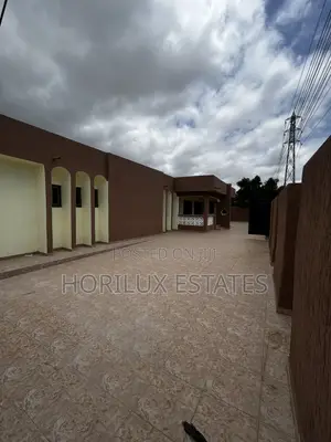 4 Bedroom Bungalow for Sale in Santa Maria