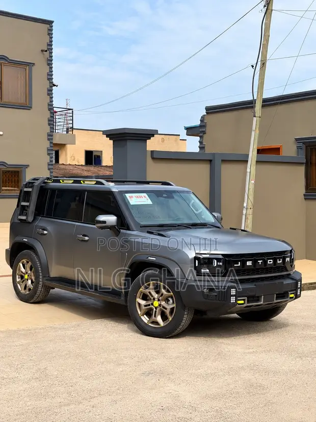 New Jetour T2 2024 Gray - 1