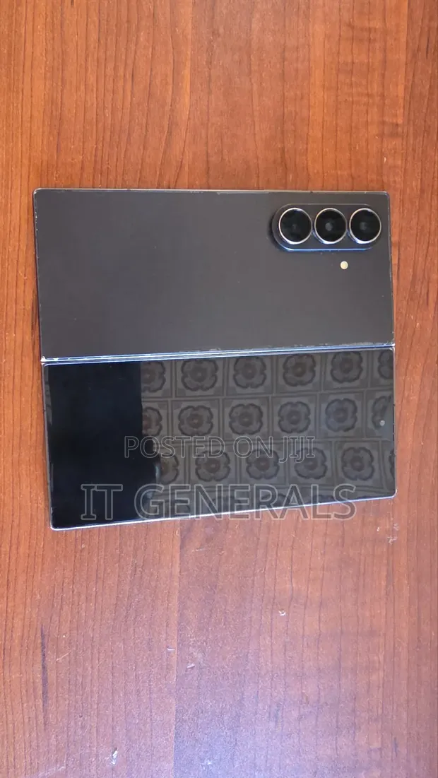 Samsung Galaxy Z Fold7 256GB Black - 1