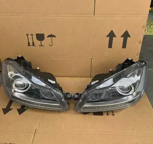 Mercedes-Benz C250 LED Headlight with Charger