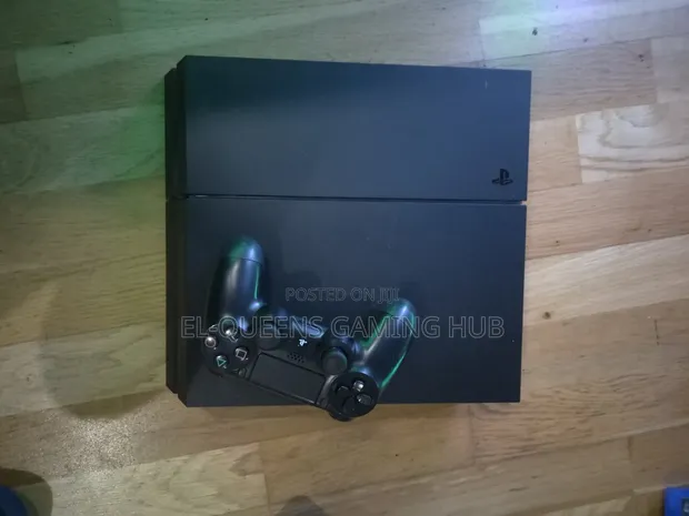 PS4 Standard 500GB with 9 Games - 1