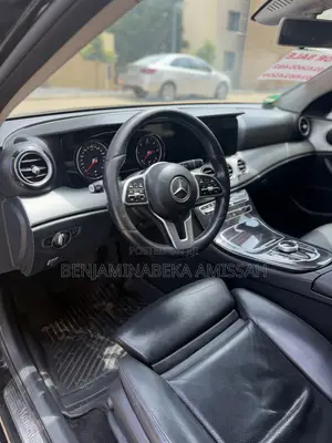 Mercedes-Benz 200E 2019 Black