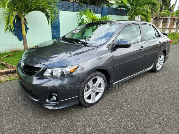 Toyota Corolla S Special Edition 2013 Gray - 1