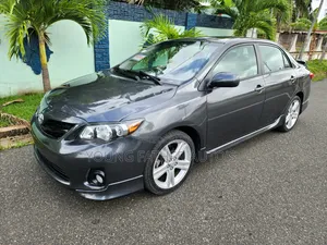 Toyota Corolla S Special Edition 2013 Gray