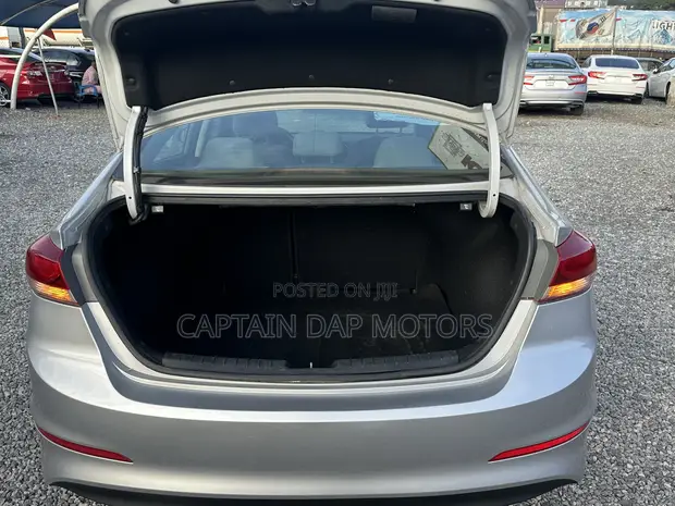 2017 Hyundai Elantra Silver - 1