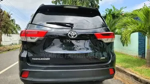 2019 Toyota Highlander XLE Black