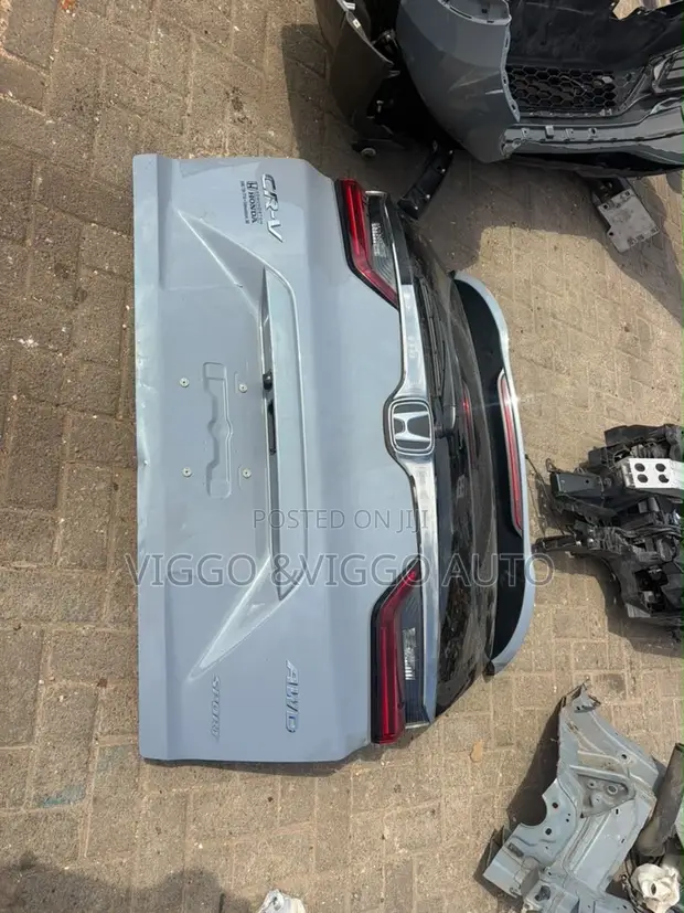 Honda CR-V 2020 Trunk - 1