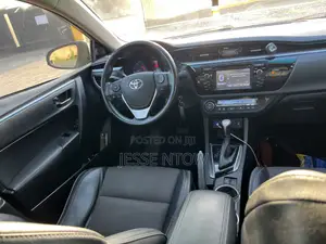 Toyota Corolla 2016 Silver