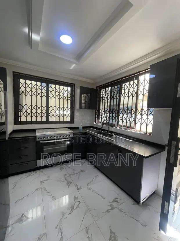 3 Bedroom House for Rent in Accra Metropolitan - 1